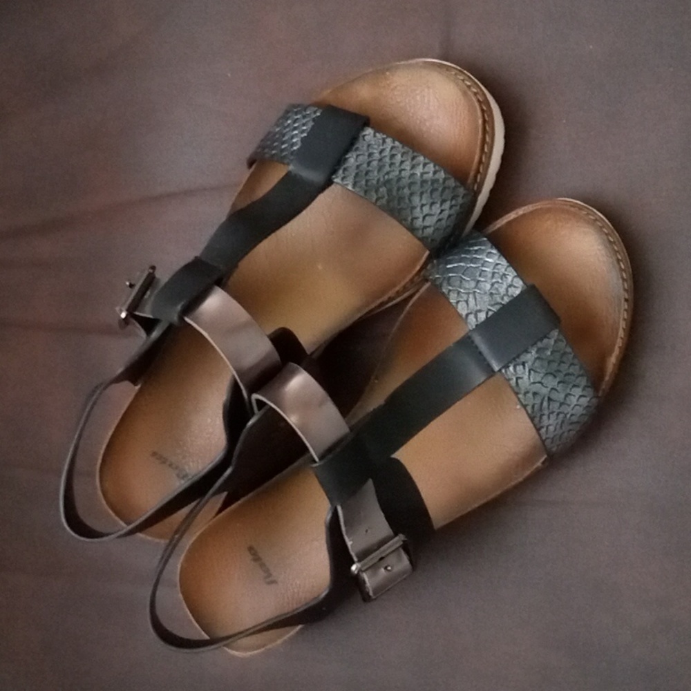 Bata Leather Sandals Size 37